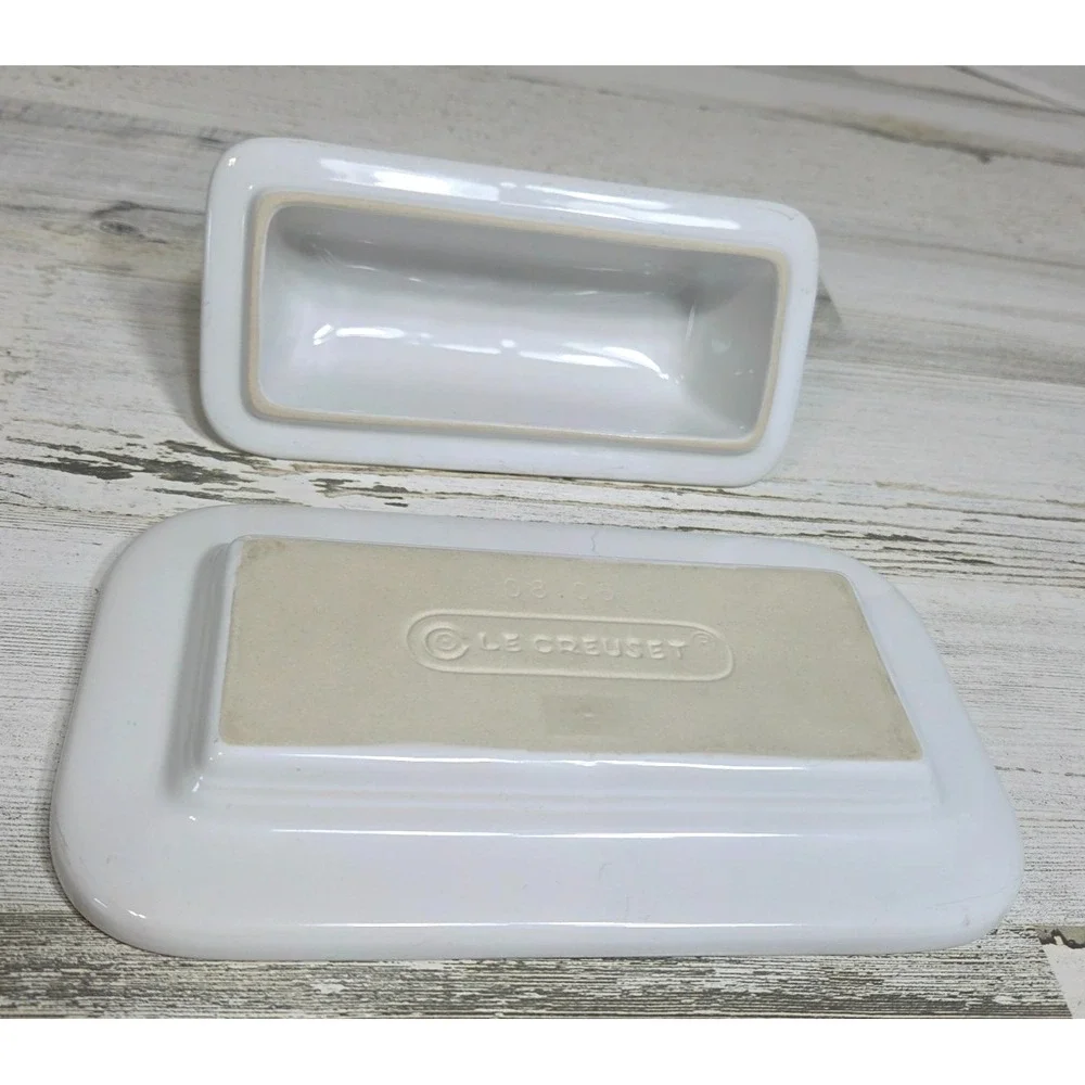 Le Creuset White Heritage Stoneware Covered Butter Dish Rectangular 2 Piece